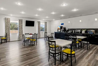 Photo 4 - Best Western Sherwood Inn & Suites