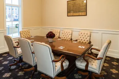 Photo 4 - The Mount Vernon Grand Hotel