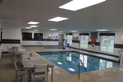 Photo 2 - Country Inn & Suites by Radisson, Crystal Lake, IL