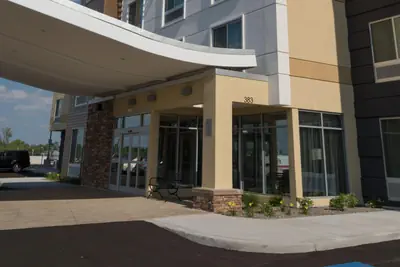 Photo 4 - Fairfield Inn & Suites by Marriott Geneva Finger Lakes