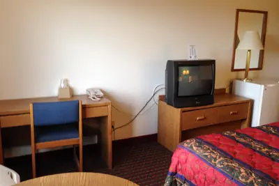 Photo 4 - Motel 6-Sedalia, MO