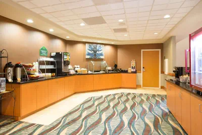Photo 3 - Wingate by Wyndham Garner/Raleigh South