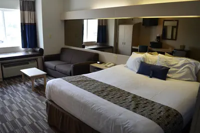 Photo 5 - Stay Express inn and Suites Atlanta Union City
