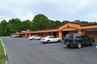 Photo 4 - Americas Best Value Inn Smithfield