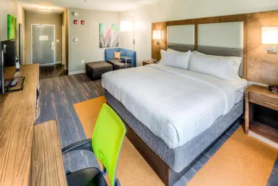Photo 2 - Holiday Inn Express & Suites Cleveland/Westlake by IHG
