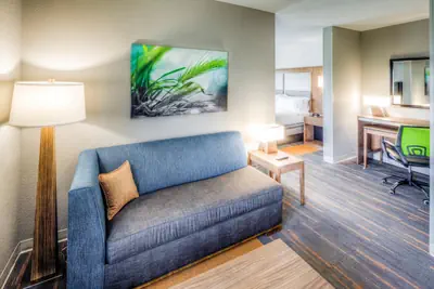 Photo 5 - Holiday Inn Express & Suites Cleveland/Westlake by IHG
