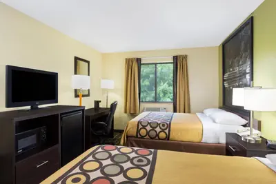 Photo 4 - Super 8 by Wyndham Marietta