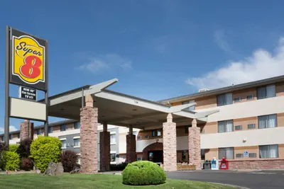 Photo 2 - Super 8 by Wyndham Grand Junction Colorado