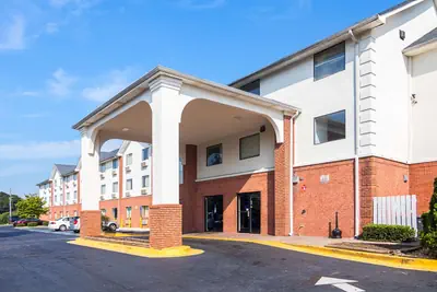 Photo 2 - Motel 6-Jonesboro, GA
