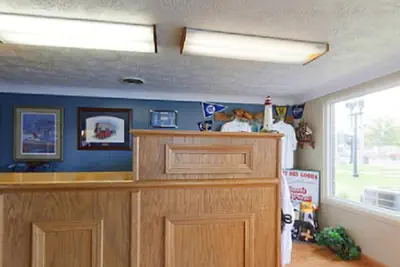 Photo 3 - Arlington Inn