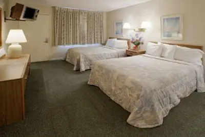 Photo 2 - Arlington Inn