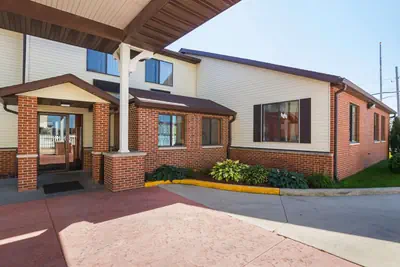 Photo 3 - Motel 6-Waterloo, IA - Crossroads Mall - Cedar Falls