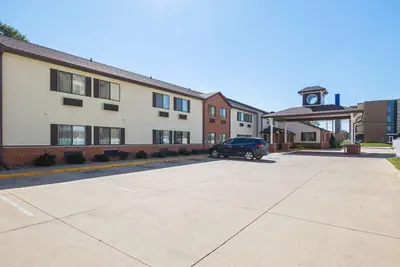 Photo 4 - Motel 6-Waterloo, IA - Crossroads Mall - Cedar Falls