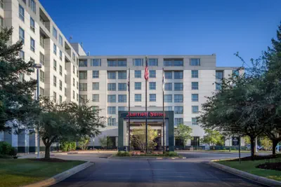 Photo 3 - Chicago Marriott Suites Deerfield