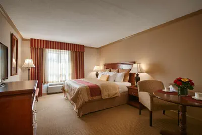 Photo 5 - Best Western PLUS Morristown Inn-Florham Park