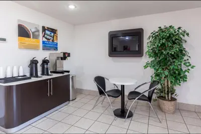 Photo 5 - Motel 6-Troy, IL