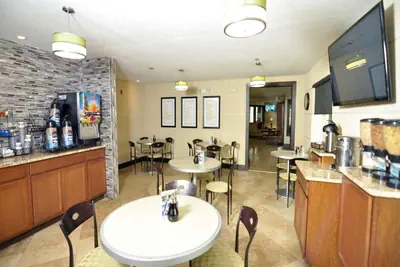 Photo 4 - Best Western Norwalk