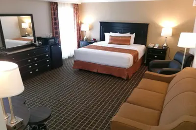 Photo 3 - The Wilshire Grand Hotel