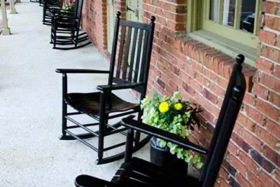Photo 2 - Hillwinds Inn - Blowing Rock
