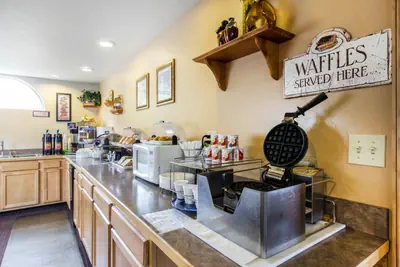 Photo 5 - Rodeway Inn Gunnison - Crested Butte