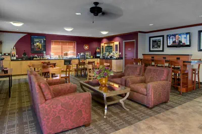 Photo 5 - Baymont by Wyndham Golden/Red Rocks