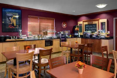 Photo 4 - Baymont by Wyndham Golden/Red Rocks