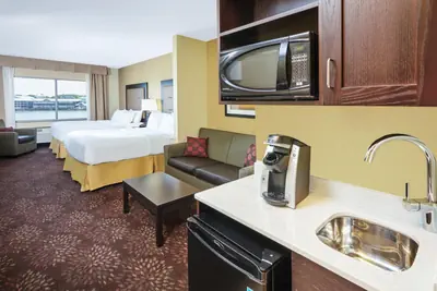 Photo 3 - Holiday Inn Express & Suites Sandusky by IHG