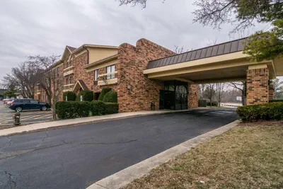 Photo 3 - Motel 6-Libertyville, IL