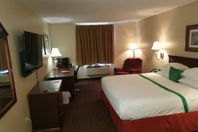 Photo 2 - Rest Inn Fort Smith