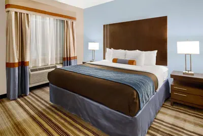 Photo 3 - Best Western Plus Washington Hotel