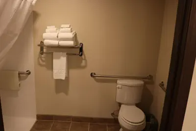 Photo 5 - Cobblestone Inn & Suites Maryville