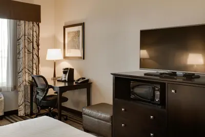 Photo 5 - Holiday Inn Express & Suites Nevada by IHG