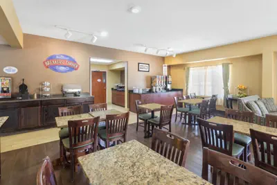 Photo 4 - Baymont by Wyndham Orangeburg North