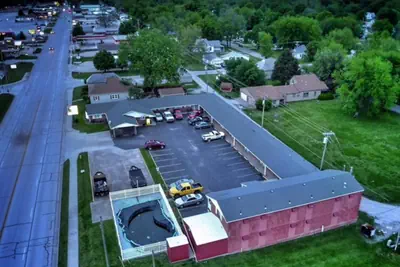 Photo 3 - Guest House Motel Chanute