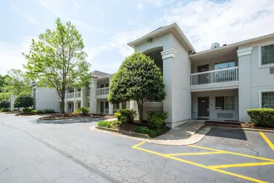 Photo 3 - Studio 6 Extended Stay - Duluth, GA - Atlanta - Gwinnett Place
