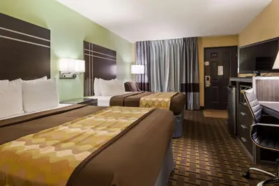 Photo 4 - Best Western Coachlight