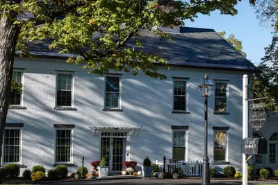 Photo 2 - Stagecoach Inn