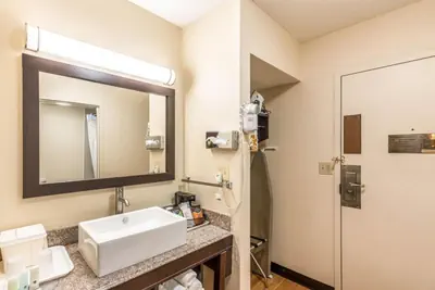 Photo 3 - Colby Inn and Suites
