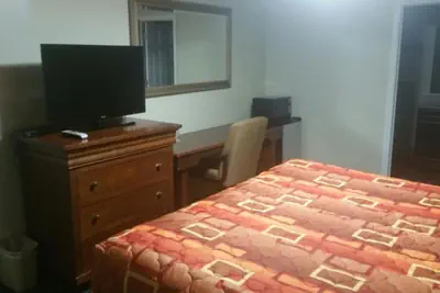 Photo 4 - Slumberland Motel Mount Holly