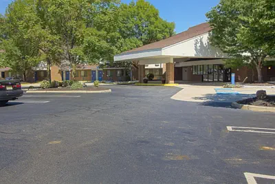 Photo 3 - Motel 6-East Brunswick, NJ