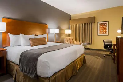 Photo 2 - Best Western Delta Inn