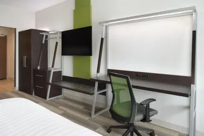 Photo 2 - Holiday Inn Express Atlanta SW - Newnan by IHG