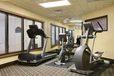 Photo 4 - Wingate by Wyndham Dayton - Fairborn
