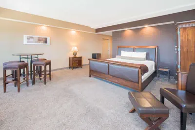 Photo 3 - Microtel Inn & Suites by Wyndham Quincy Downtown - River Area