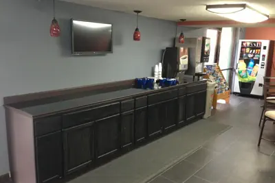 Photo 4 - Americas Best Value Inn Kansas City East - Independence