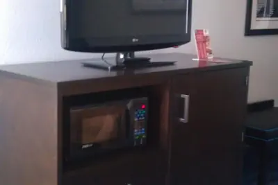 Photo 3 - Holiday Inn Cleveland Northeast - Mentor by IHG