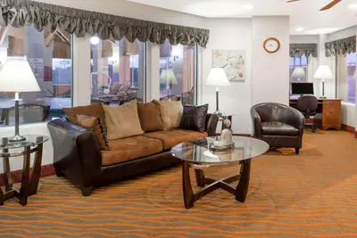 Photo 2 - Baymont by Wyndham Rolla