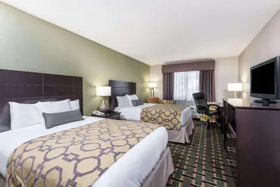 Photo 3 - Baymont by Wyndham Cambridge