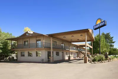 Photo 5 - Days Inn by Wyndham Cortez