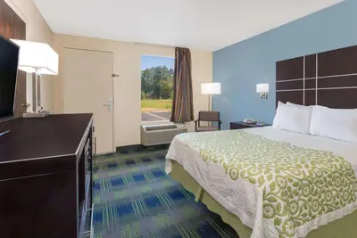 Photo 5 - Days Inn by Wyndham Newberry South Carolina